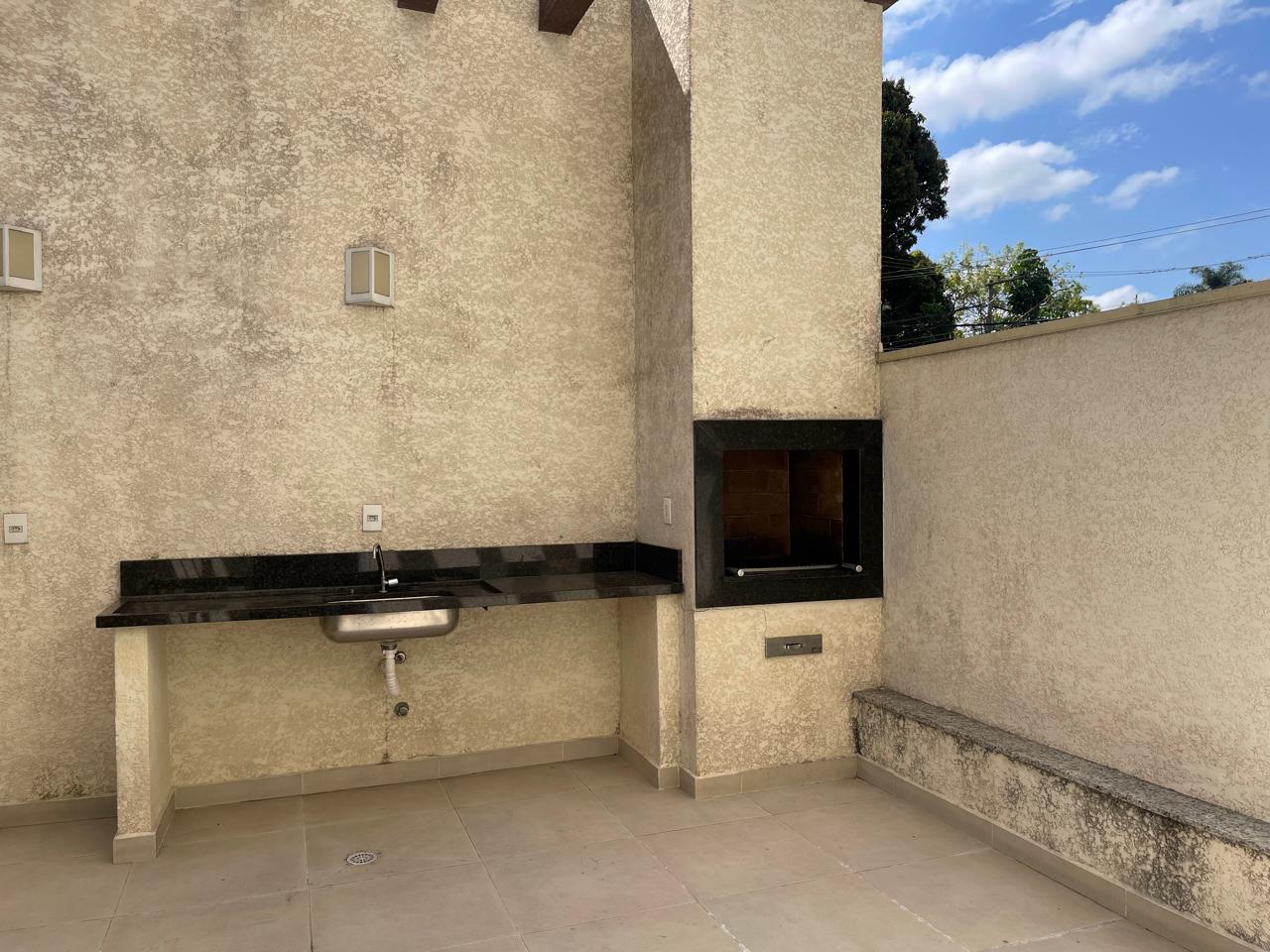 Simone Lobo - Corretora de Imóveis